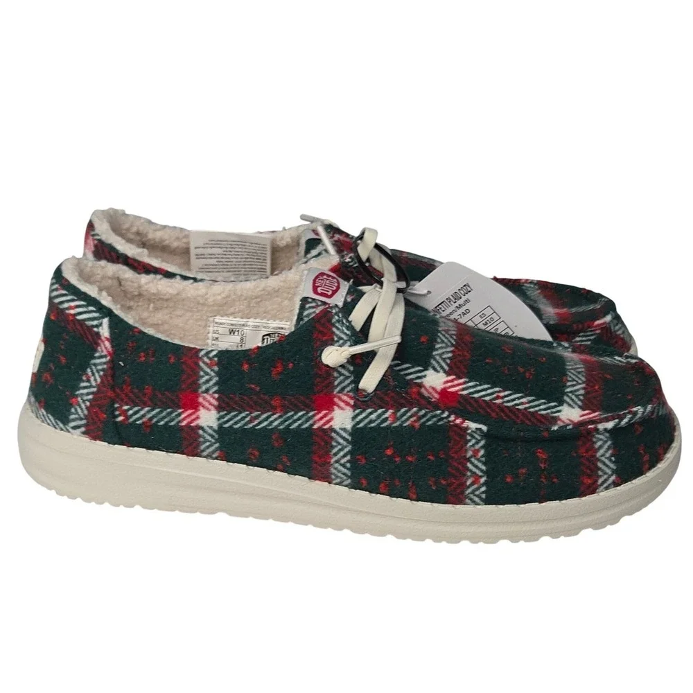 Hey Dude Wendy Plaid Loafers Women 7 Red Green Cozy Christmas Slip On Shoes New